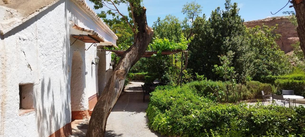 Hotel Casas Cueva Y Cortijo La Tala En Guadix Exteriér fotografie